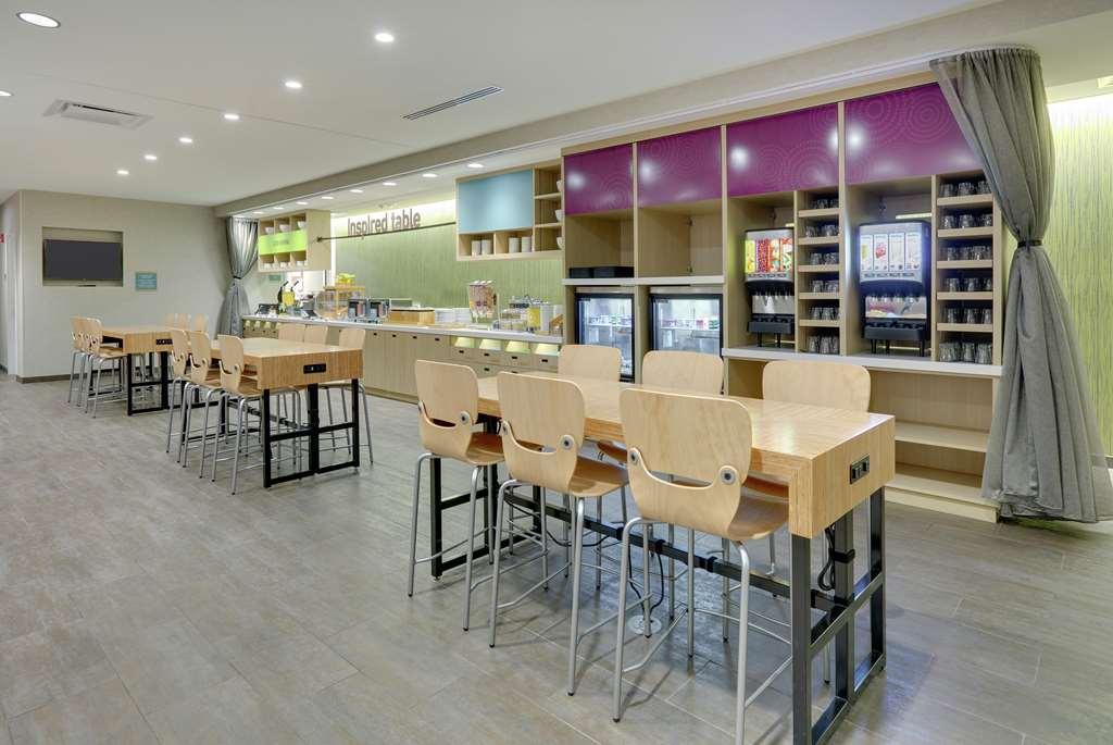 Home2 Suites By Hilton Hagerstown Restaurant photo