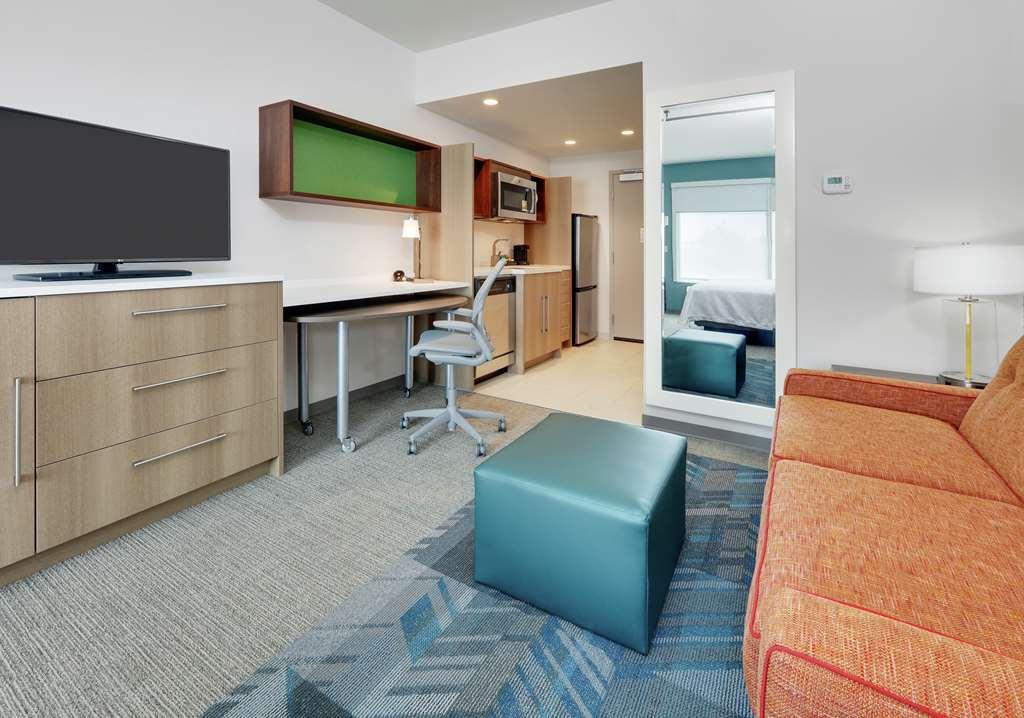 Home2 Suites By Hilton Hagerstown Room photo